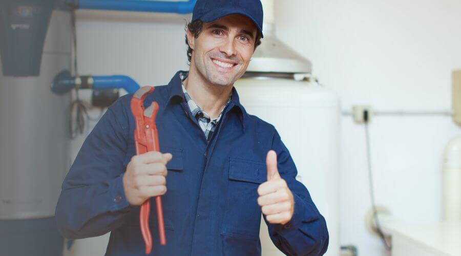 Local tankless water heater installation in Winigan, MO